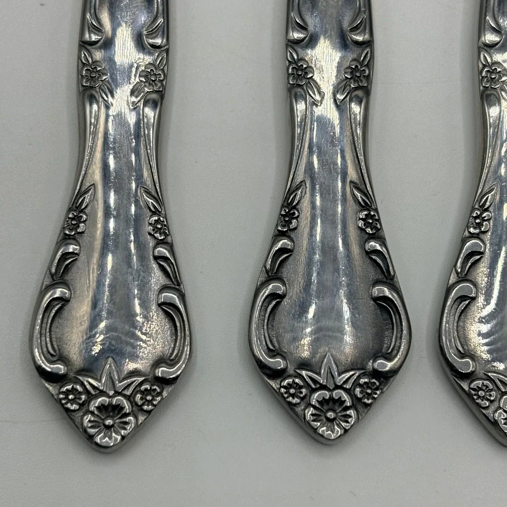 Estia Dinner Knives Floral Scroll Stainless Steel Korea Set of 4 Silver‎ 9in